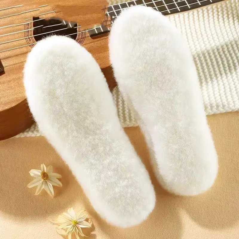 1pair Thicken Thermal Insoles Winter Plush Insoles Natural Snow Boots Wool Warm Insoles for Men Woman Heating Insole Size 35-45
