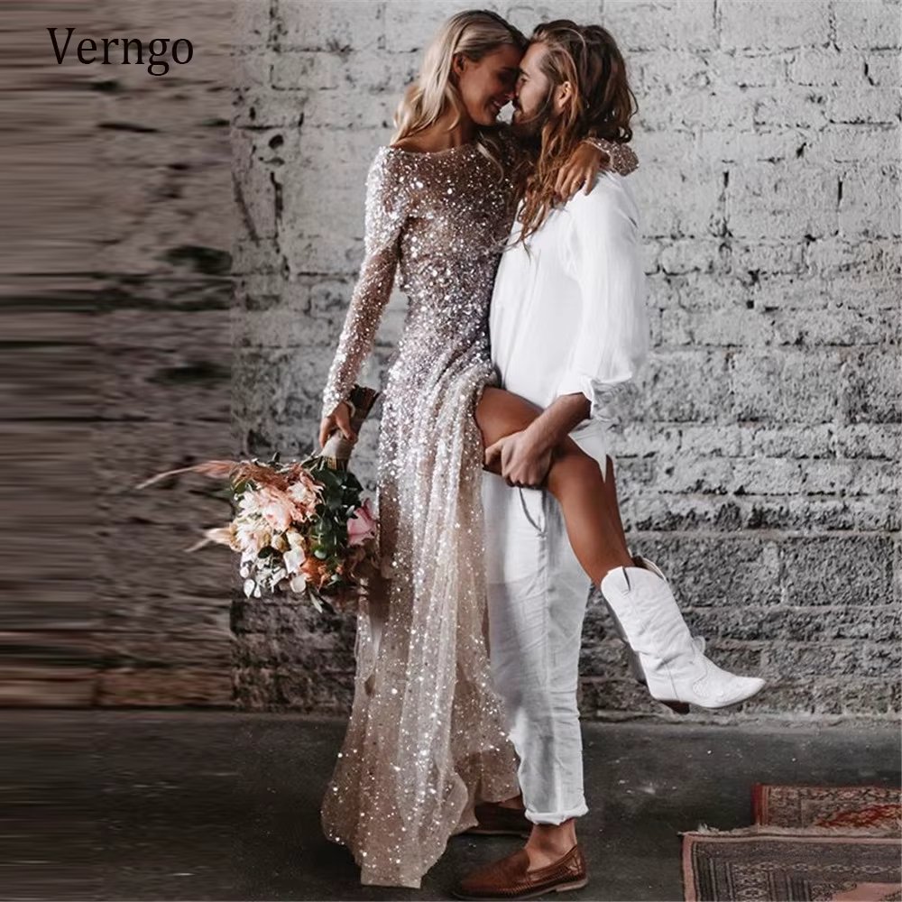 Verngo 2021 Sparkly Light Champagne Wedding Dress Long Sleeves Glitter Scoop Neck Vestido de noiva Bling A Line Bridal Gowns