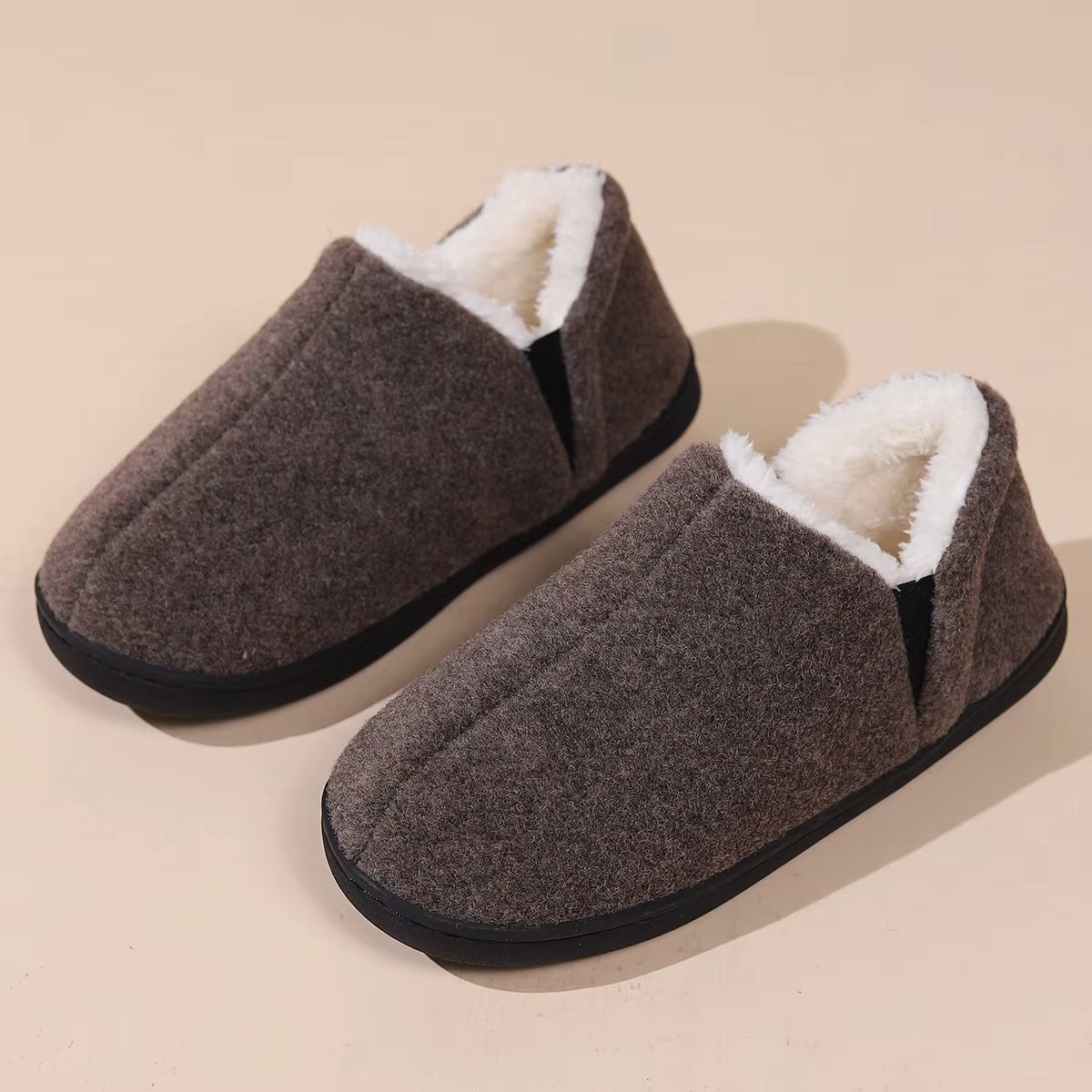 Gacimy Winter Cotton Shoes For Men Women Outdoor Warm Non-slip Flat Plush Slippers Couple Indoor Comfortable Fluffy Home Slides