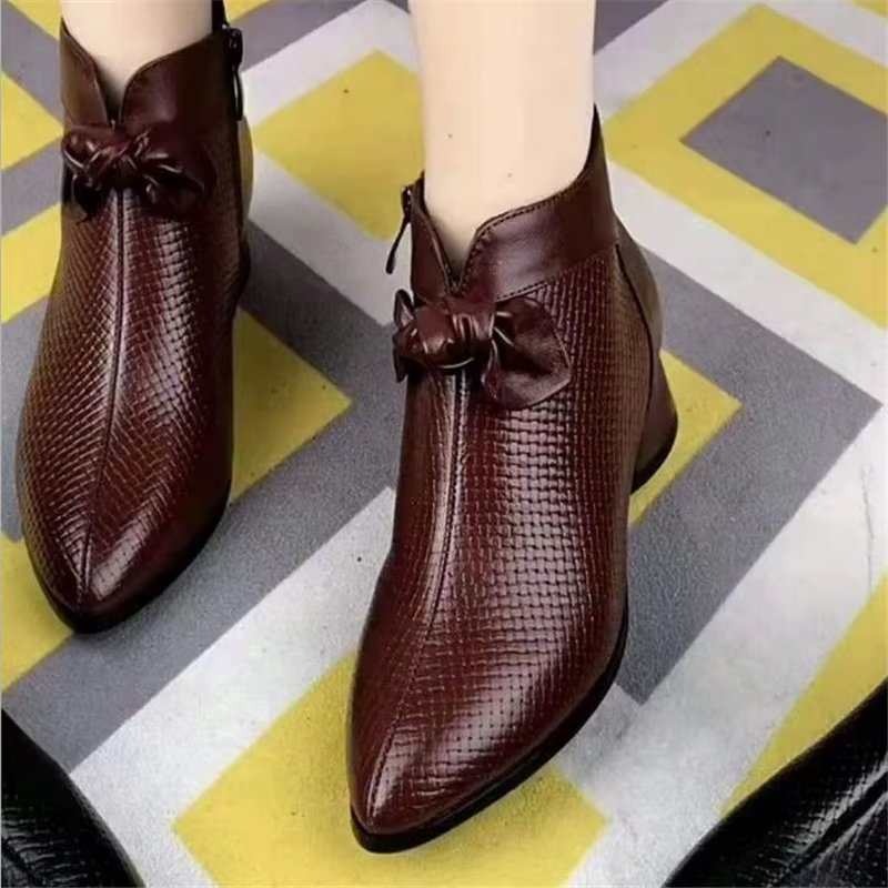 Women Barefoot Shoes Short Boots Ankle 2022 Spring New Female Casual Thick Soled Shoes Genuine Leather Designer Pumps Shoes
