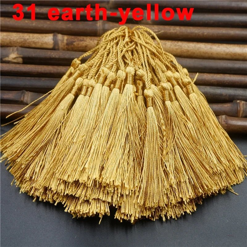 31 Earth-yellow