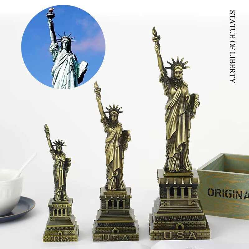 1pc 15cm American Statue of Liberty Model Ornament Metal Crafts Home Office Window Display Decoration for Christmas Gift
