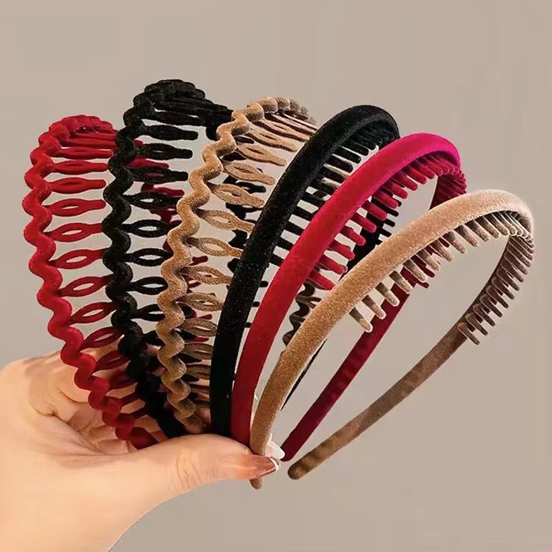 Simple Flocking Hair Band Women's Autumn And Winter Velvet Pressed Shampoo Headband Toothed Anti Slip Hairpins Headwear