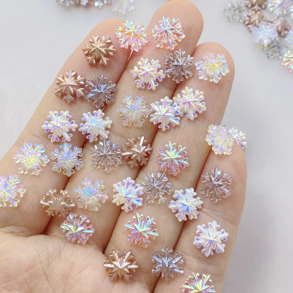 50pcs Resin Mini Colorful Christmas Snowflakes Nail Art Flatback Stone DIY Bow Scrapbook Christmas Decor Accessories Crafts