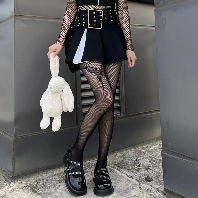 style 16 black