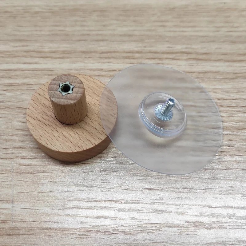round accessory