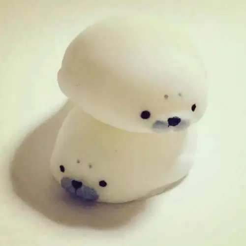 Cute Soft White Seal Stress Relieve Squishy-Squeeze Healing Toy Adult Kids Stress Relief Venting Joking Decompression Funny Toys