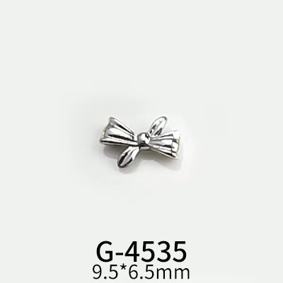 2/4PCS Luxury Sparkling Diamonds Bow Butterfly Heart Stars Tassel Pendant Alloy Nail Art Rhinestones Decorations Manicure Charms