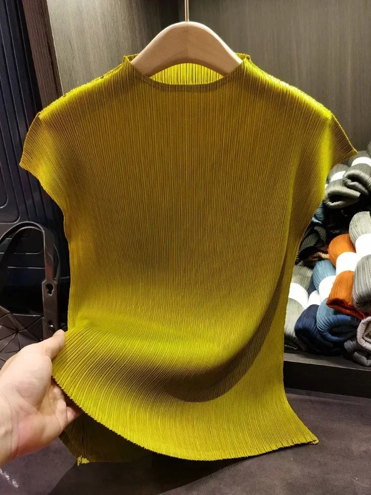 pea green  as show