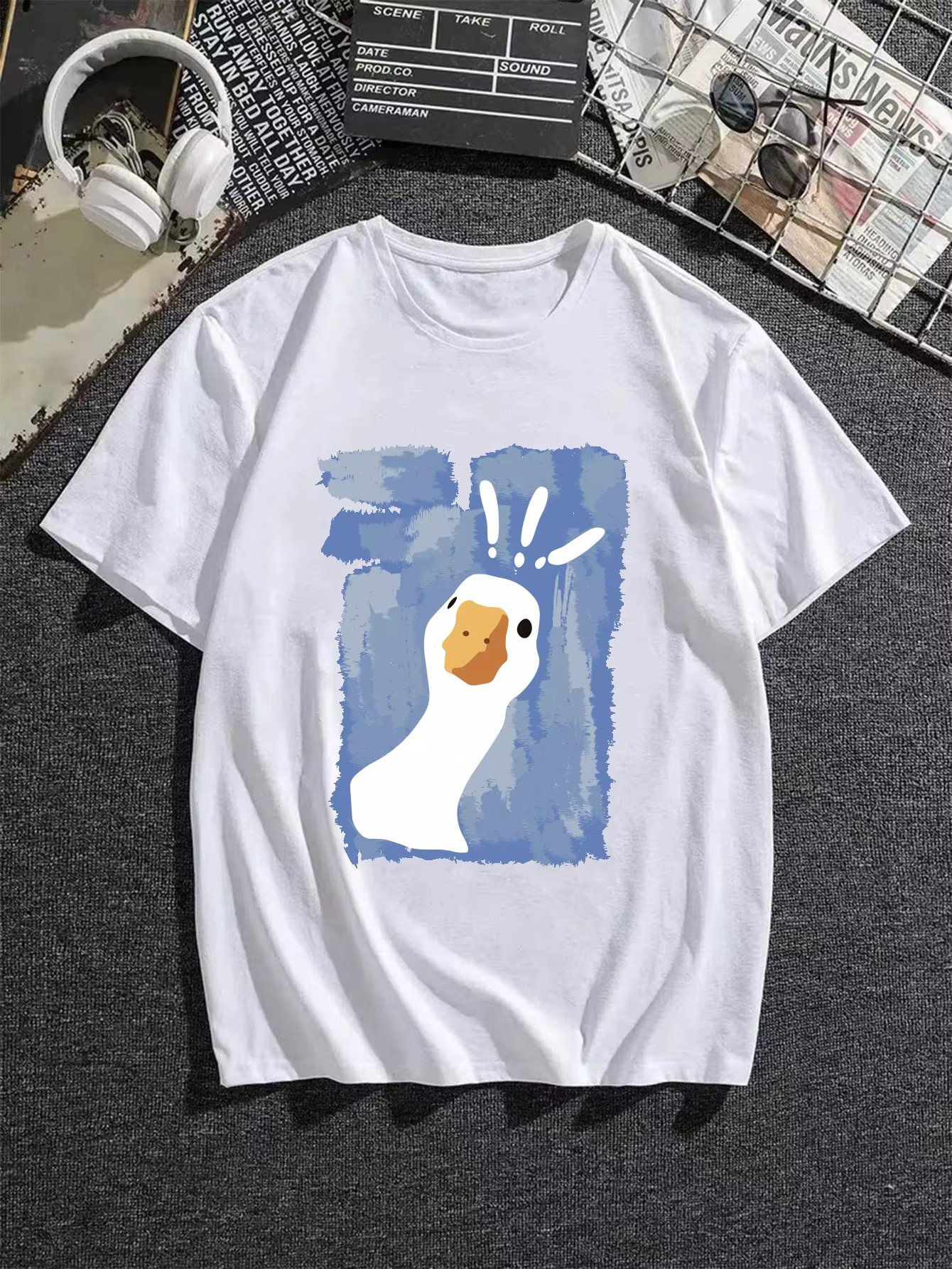 100% Cotton Women T-shirt Graffiti-art Confused Duck Printed Tees Shirt Summer Loose Tops Fashion Street O-neck Female Clothes