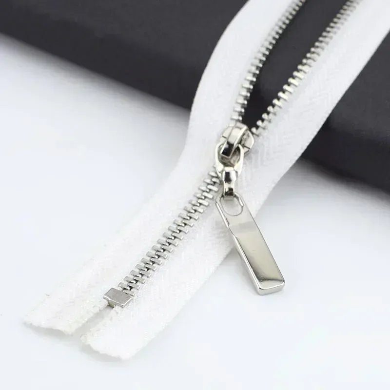 WhiteSilver
