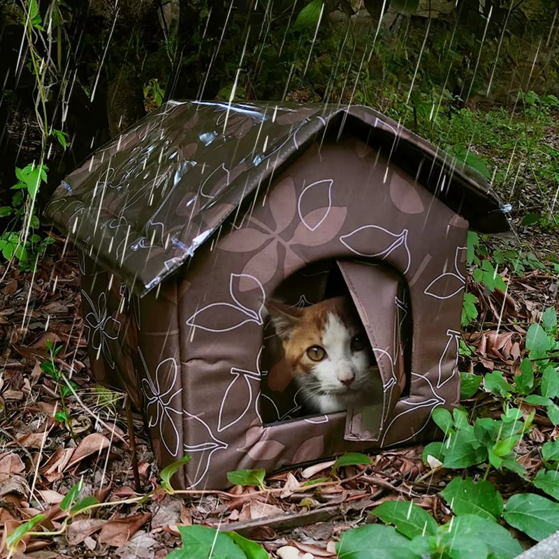 Stray cat dog rescue waterproof and warm outdoor tent cat kennel kennel for small and medium-sized pets indoor and outdoor use