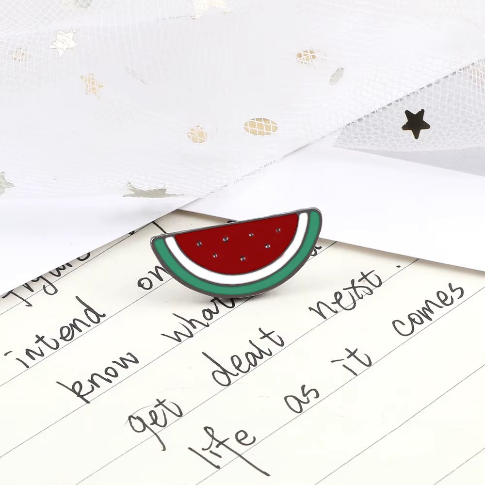 Hot Summer Cute Watermelon Enamel Pins Kids Cartoon Fruit Brooches Women Bag Decoration Badges Women Lapel Pins Jewelry Gift New