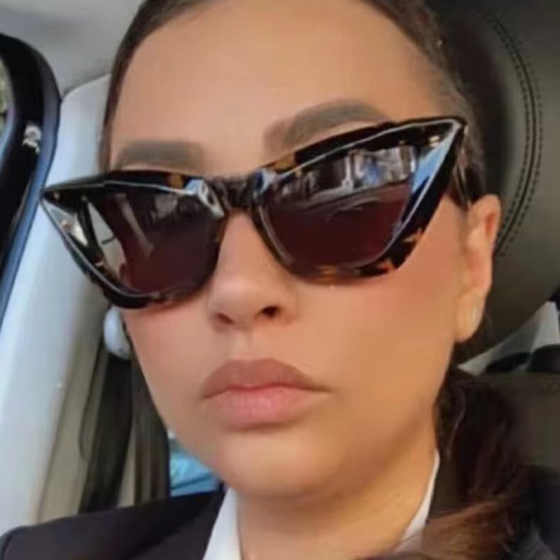 Vintage Cat Eye Sunglasses Women Fashion Luxury Sexy Small Frame UV400 Leopard Sun Shades Glasses Female Oculos De Sol Feminino