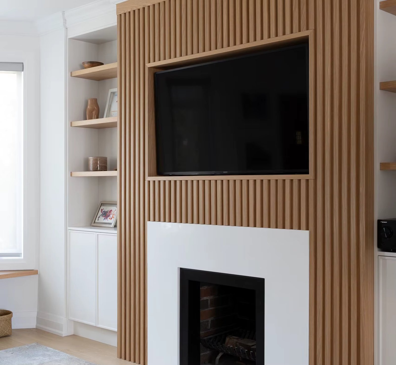 1,35m Height 100%-m Ripped Panel-Bedside, TV Rack, Decoration Furniture for Partitions and Walls