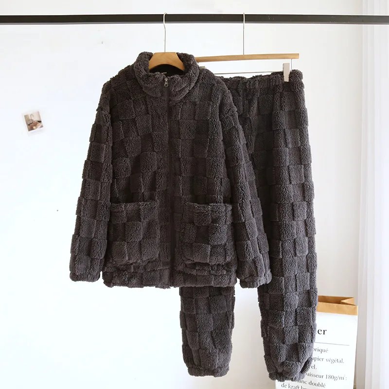 Dark grey (men)