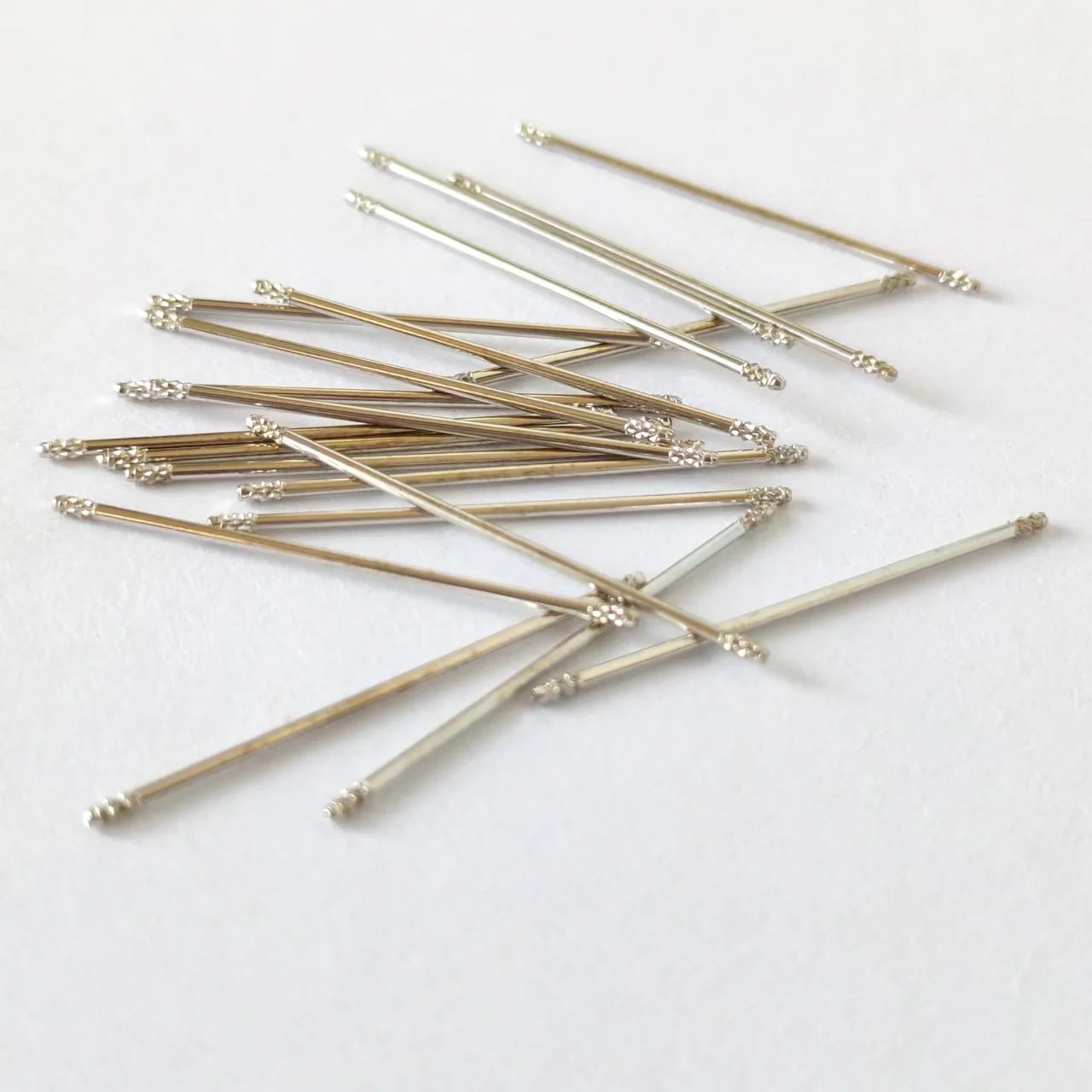 10/20/30/50sets 1/64 Car Axle 0.8mm 25mm/28mm Twisted Embossed Shaft Iron Shafts Axles for 1:64 Model Car Modified Spare Parts