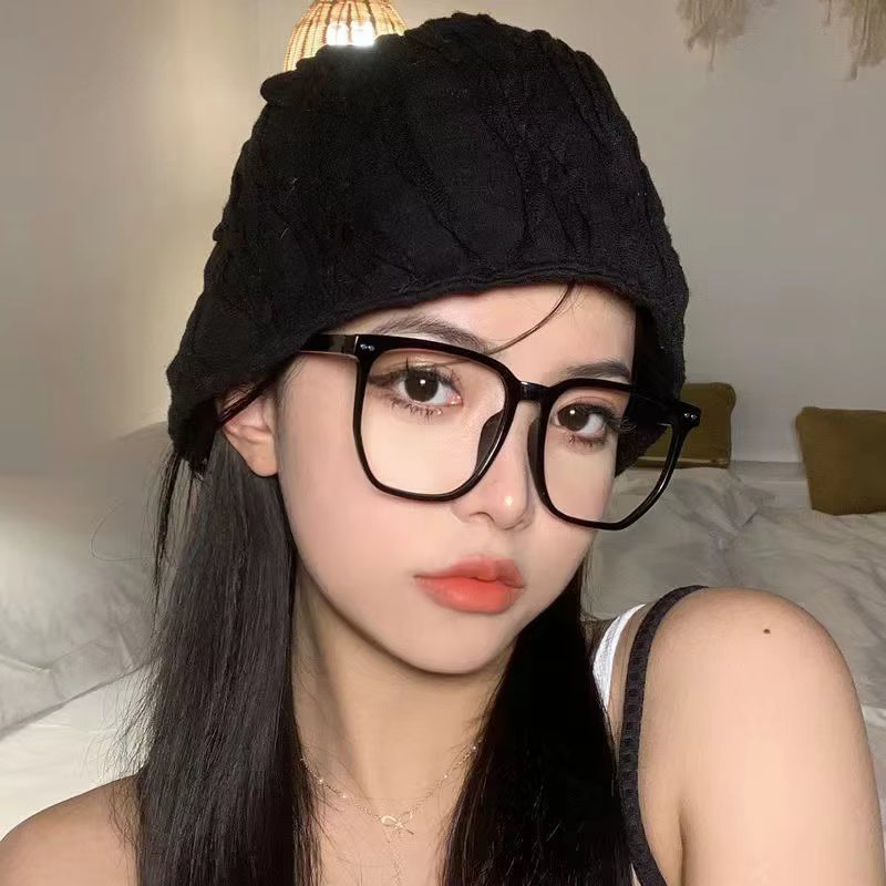 Anti-blue Light Glasses for Women with Regular Eyeglass Frame Finished Retro Flat Light Frame