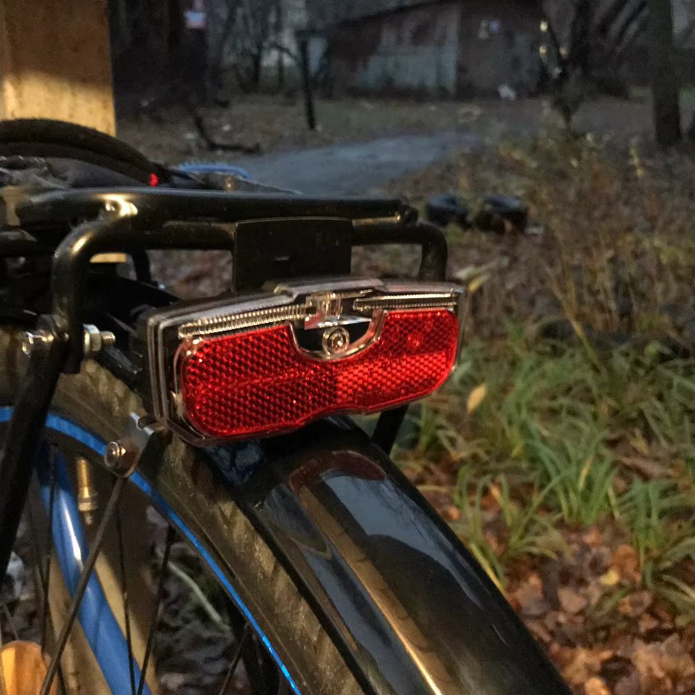LED MTB Bike Luggage Rack Reflective Light Warning Reflector Cycling Accessories