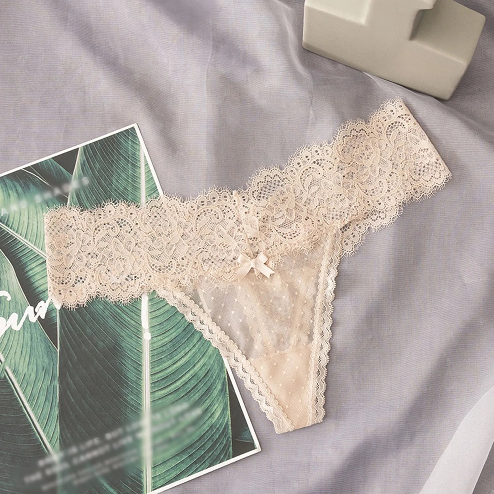 Sexy Lace Transparent Thongs Women Low Waist Sheer Mesh Bow Sexy Lingerie Ladies Solid Color T Back Seamless Underwear стринги