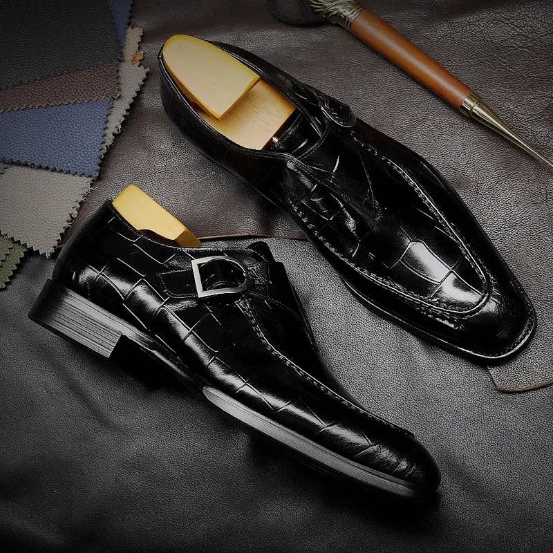 Retro Men's Dress Shoes Slip on Men's Casual Loafers Brand Moccasin Buckle Brock Business Formal Shoes for Men 2023 Spring New