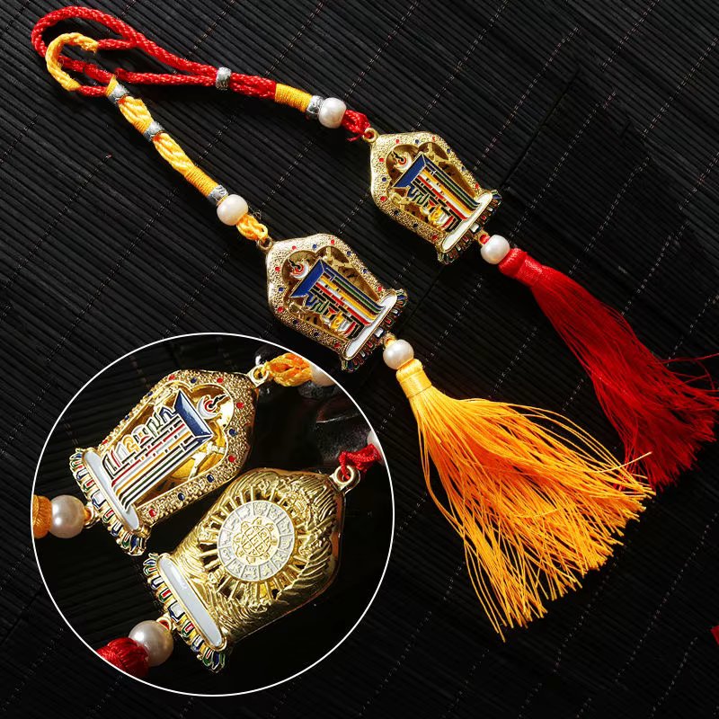 Handicraft Tibetan Car Pendant Silk Keychain Retro Statue Car Keyring Creative Men Women Trinket Gift Home Decoration Pendant