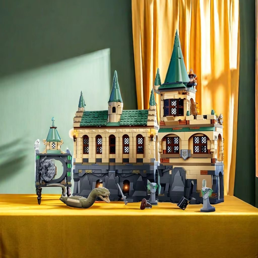 1176Pcs Chamber of Secrets Model Building Blocks Children's Educational Toys Christmas Birthday Gifts Compatible with 76389