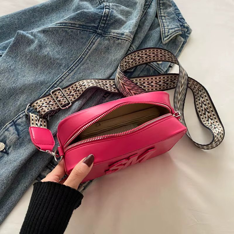 Single Zipper Pink
