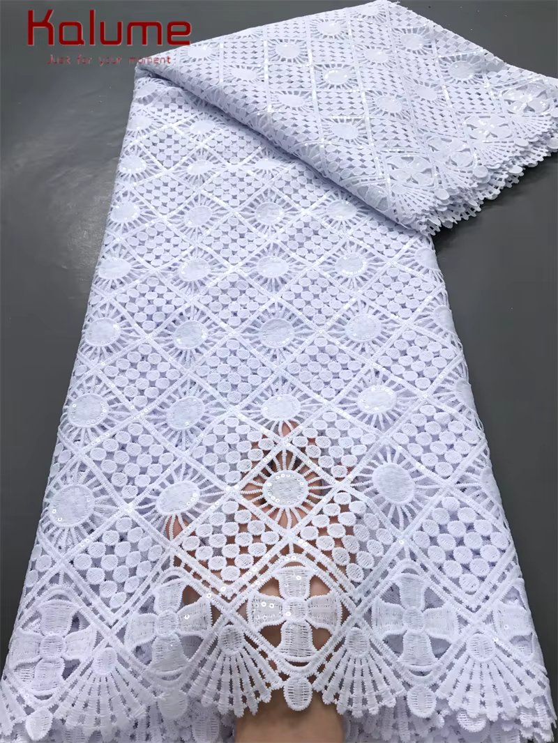 10White Lace
