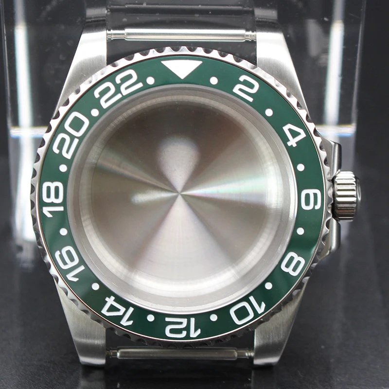 Green white 4
