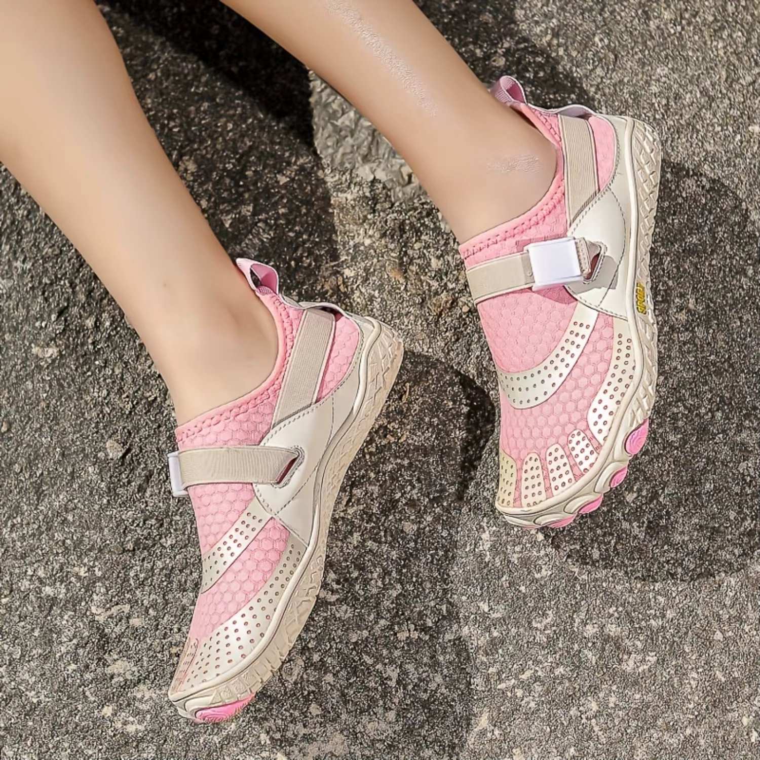 Women's Quick-Dry Water Shoes, Anti-Slip Hiking Swim Shoes, Lightweight Outdoor Creek Sneakers With Breathable Mesh, Indoor Yoga