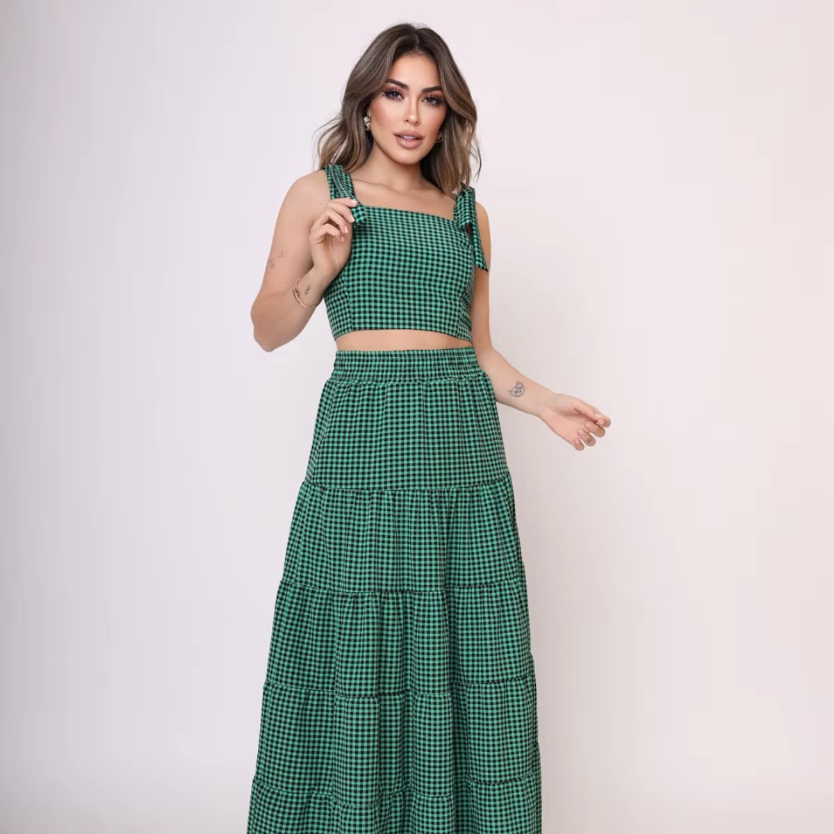 Conjunto Saia Longa e Cropped Com Lastex Nas Costas E Com Amarração