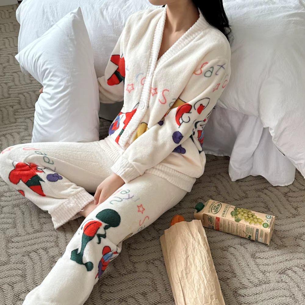 A set of winter pajama pajamas after an organic dog