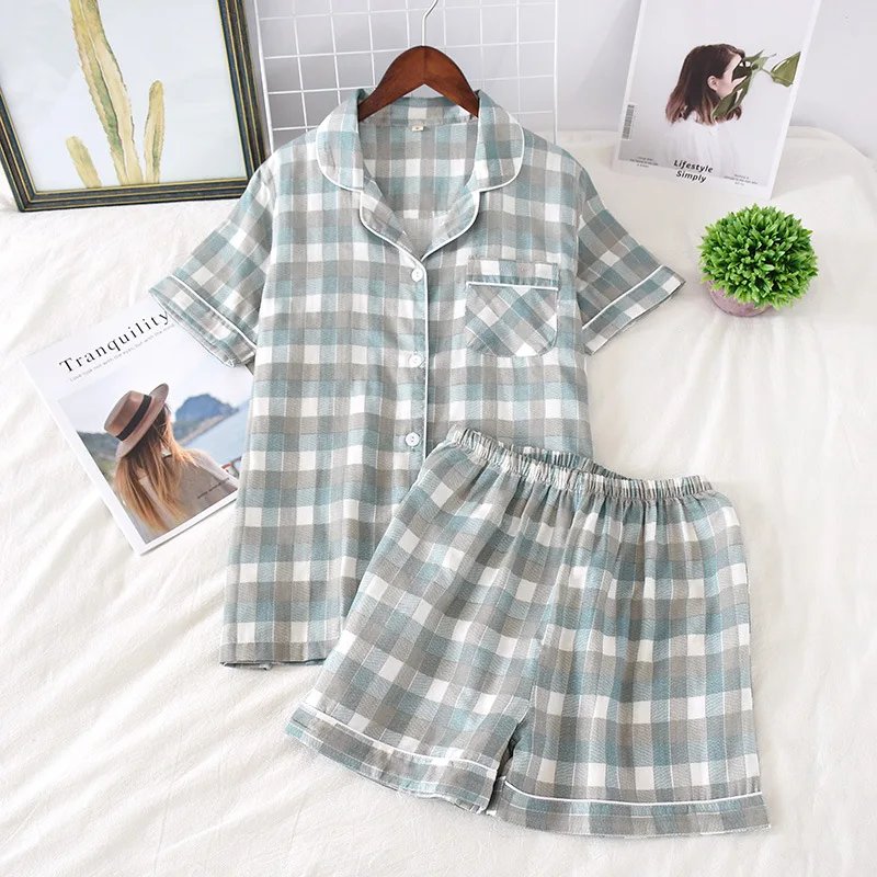 02 Pyjamas