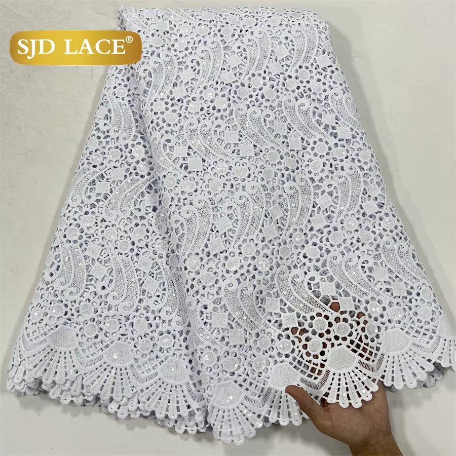 8White Cord Lace