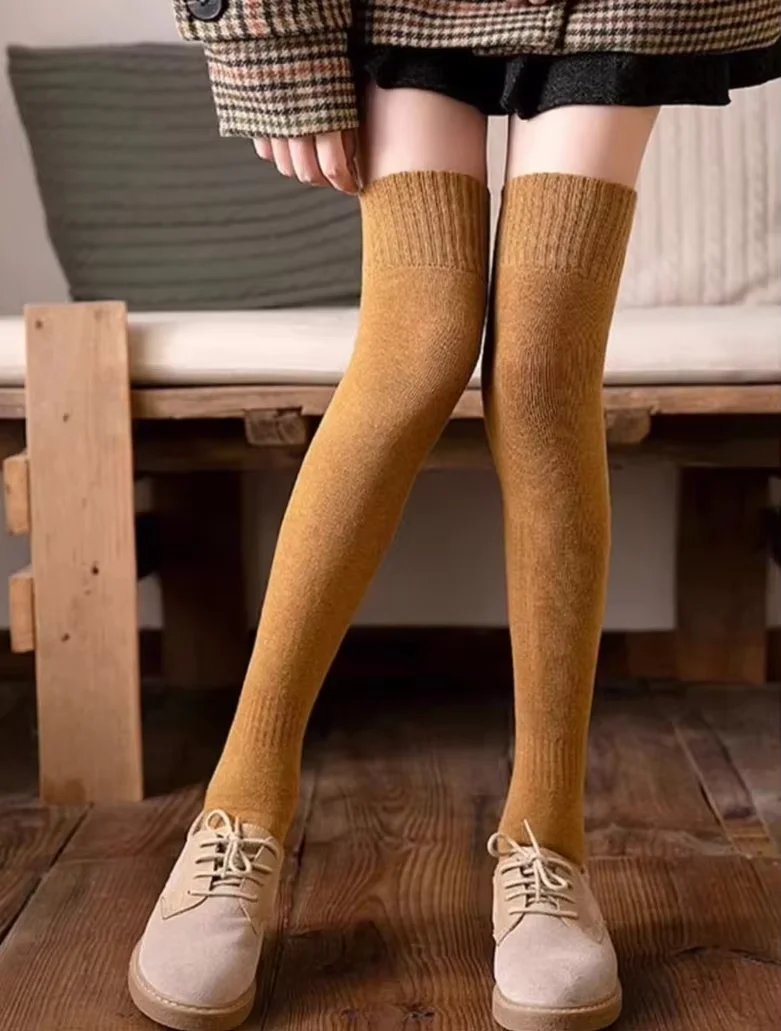 1 pair brown