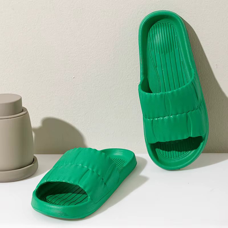 Soft Bottom Slippers for Women Home Bathroom Home Bath Non-slip Couple Summer Sandals for Men Summer Wear Comfortable