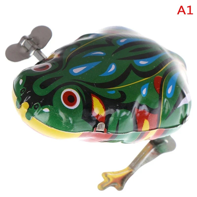 NEW Kids Classic Tin Wind Up Clockwork Toys Jumping Iron Frog Rabbit Cock Toy Action Figures Toy For Children Kids Classic Toy