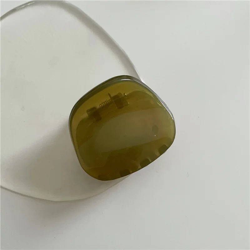 14 large oval green