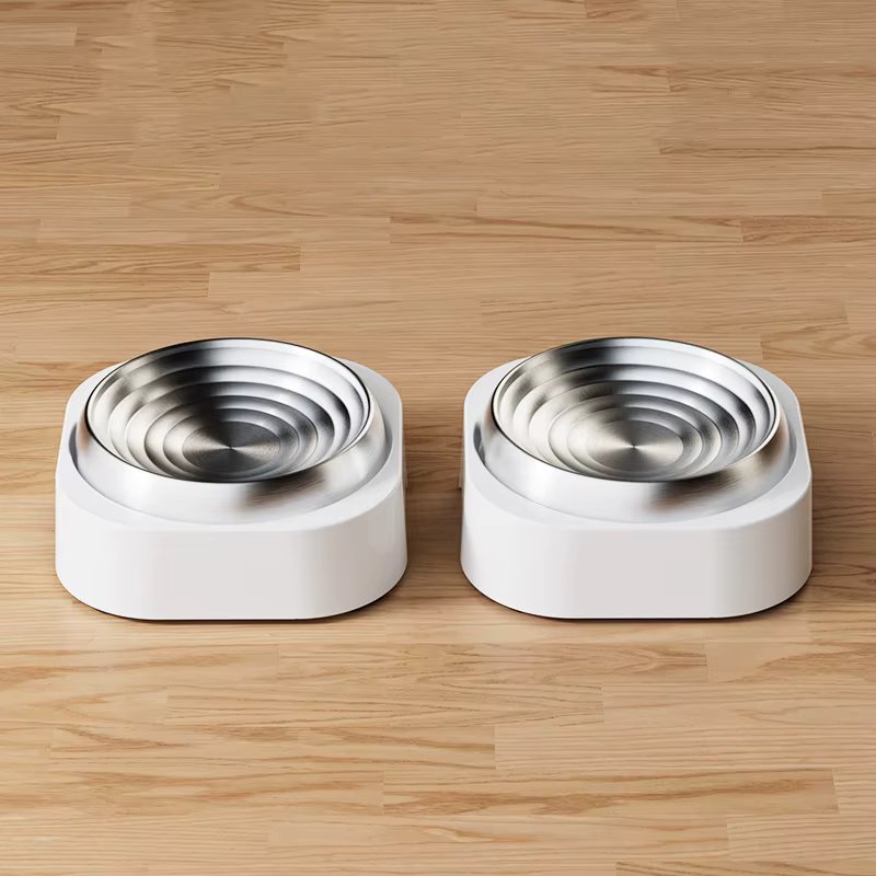 2  Bowls with base