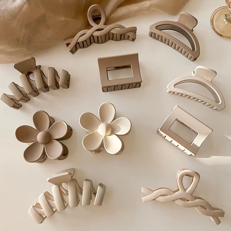 Women Elegant Brown Beige Flower Geometric Hair Claw Lady Temperament Solid Hair Clip Toothed Hairpin Fashion Hair Accessories