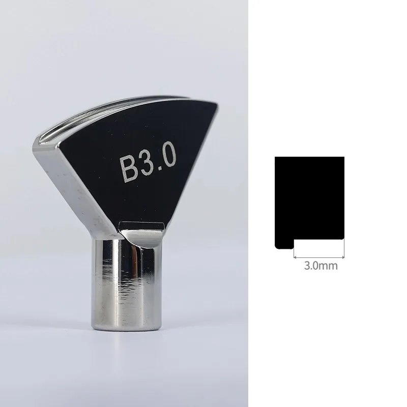 B3