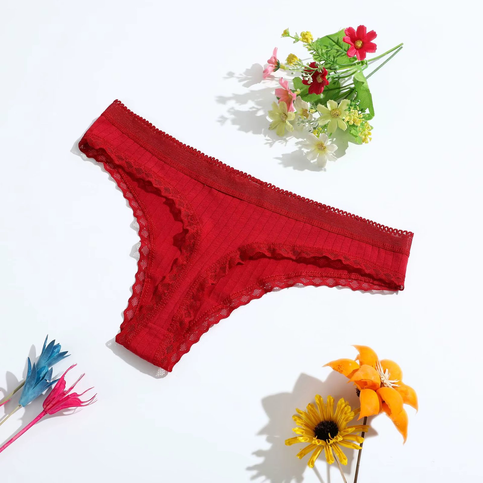 1pcs Trendy Lace Thong Panties T Back Lingerie Soft Women Sexy Underwear Breathable Low Waist Girls G-string  Lingere Underpants