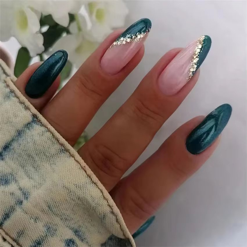 24Pcs/Set Almond Shaped Wearing False Nails Art Conspicuous Hot Girl Fake Nails Tips Diamond Shaped Full Cover Press-on Nails