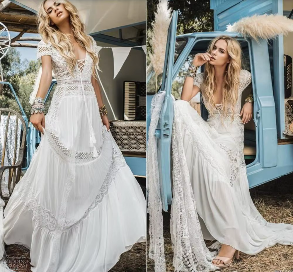 Vintage Crochet Lace Bohemian Beach Wedding Dresses 2024 Short Sleeve V-neck Flowing Flare Summer Holiday Bridal Dress vestidos