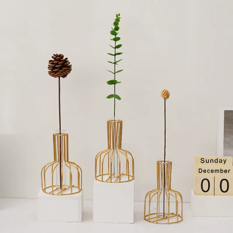 Retro Iron Line Table Flowers Vase Pot Ornament Metal Plant Holder Nordic Styles Flower Vase Home Garden Decorations Wedding