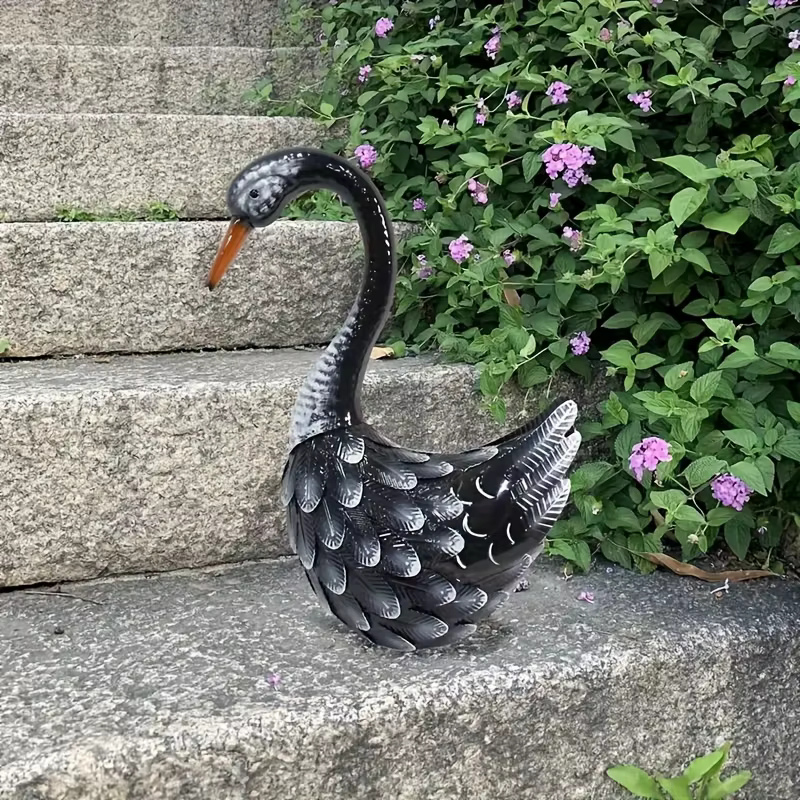Black Swan Statue, Metal Bird Sculpture, Outdoor Garden Decor, Artistic Yard Art For Lawn, Porch, Poolside Decoration