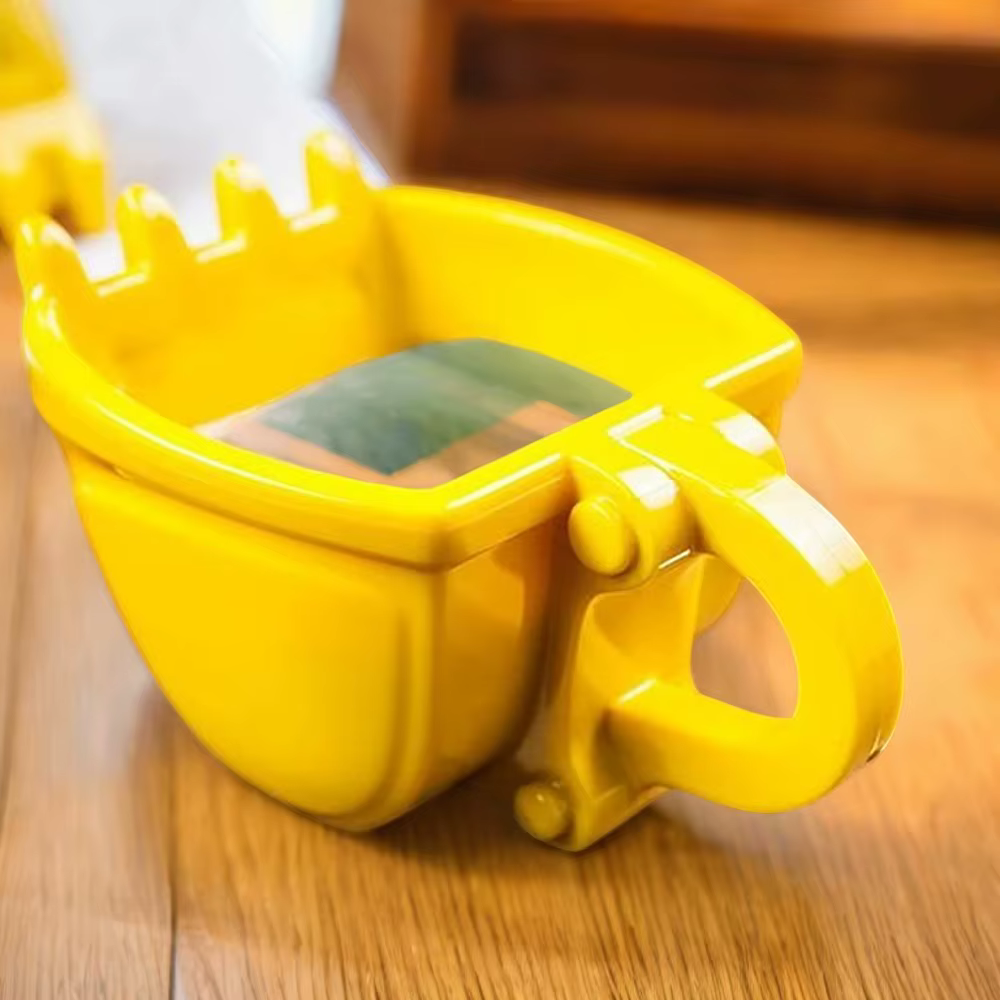 Funny Creative 3D Excavator Bucket Cafe Coffee Mug With Spade Shovel Spoon, Cake Container and Ashtray Tea Cup - 1Pc