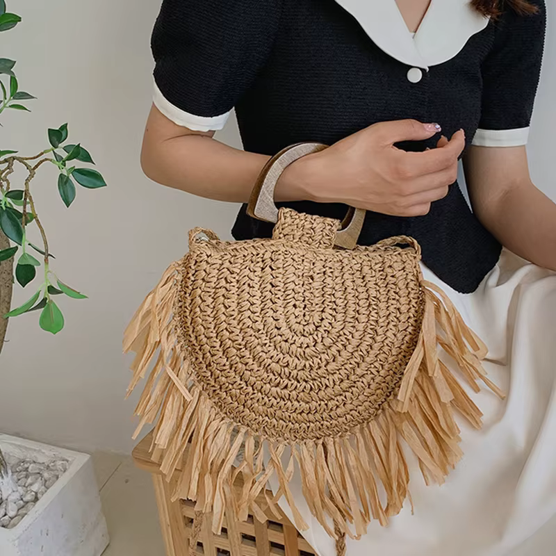 Fashion Straw Woven Shoulder Messenger Bags Women's Saddle Designer Luxury Crossbody Bag Summer Beach Female Tassel Handbag