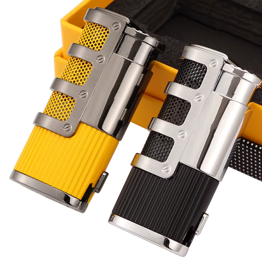 Metal Pocket Butane Torch Cigar Lighter Gas Windproof 3 Jet Smoking Lighters Cigar Accessories W/ Gift Box